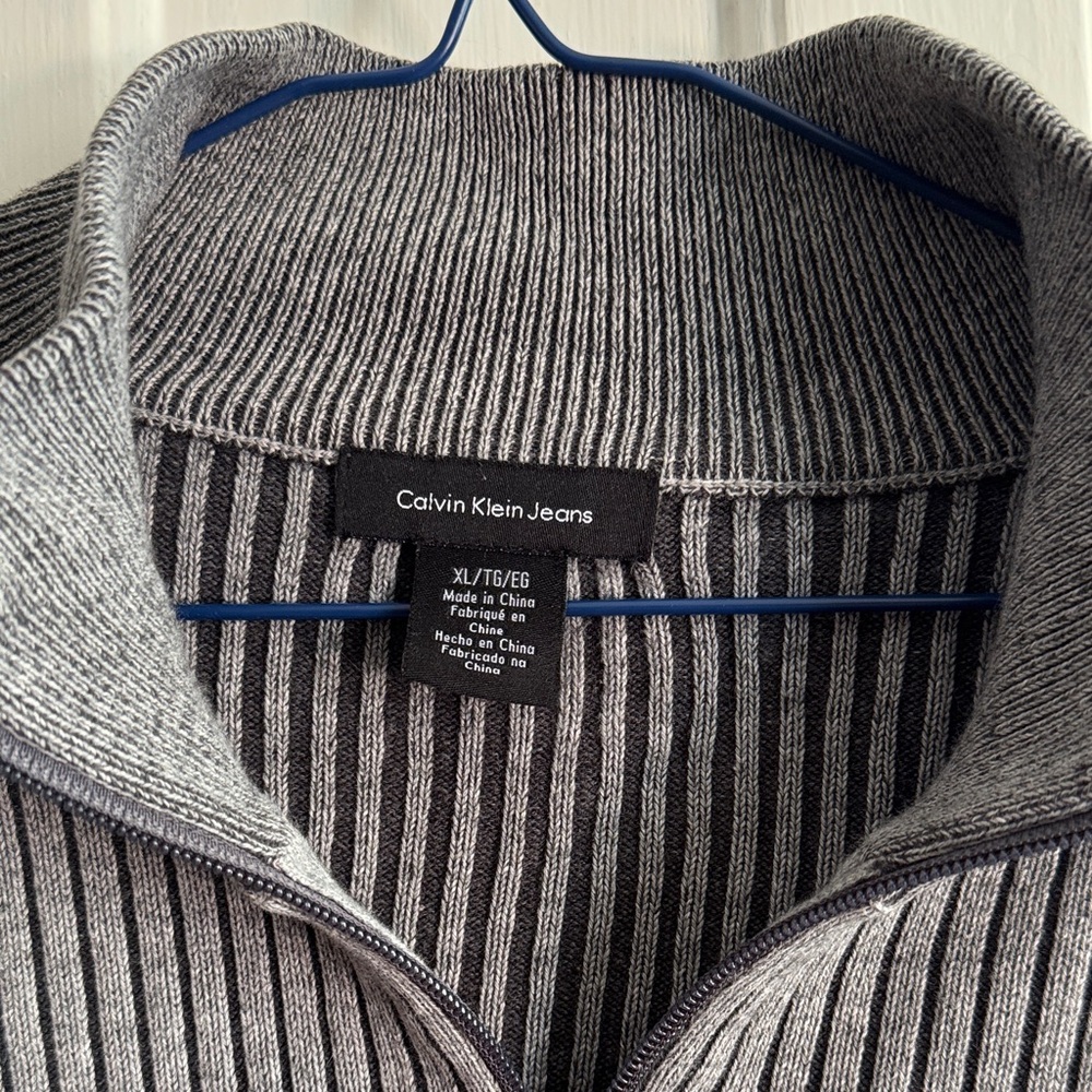 Calvin Klein Jeans Men's Zip-Up Sweater in Gray